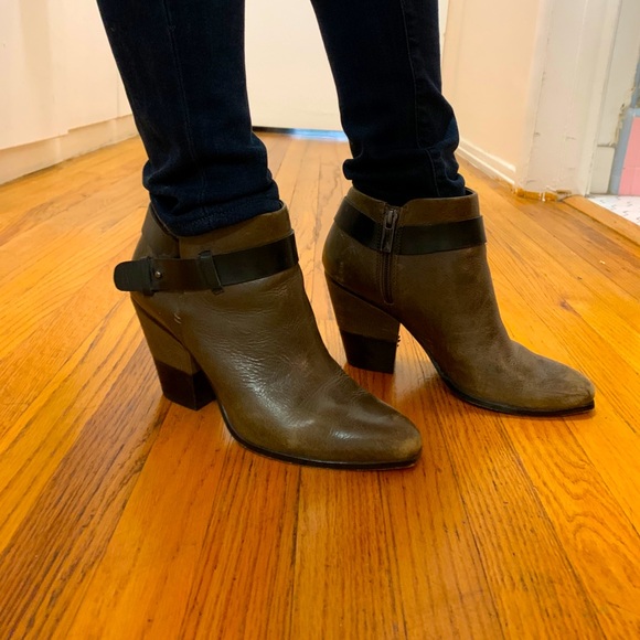 Dolce Vita Shoes - DOLCE VITA | olive/black booties